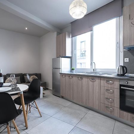 Upper Floor, The Luxury Suites 테살로니키 외부 사진